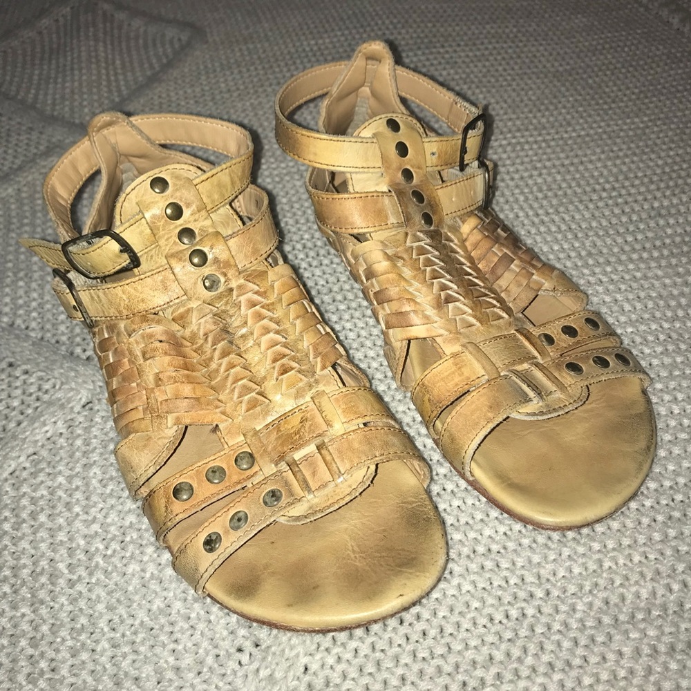 Super Cute Bed Stu Sandals